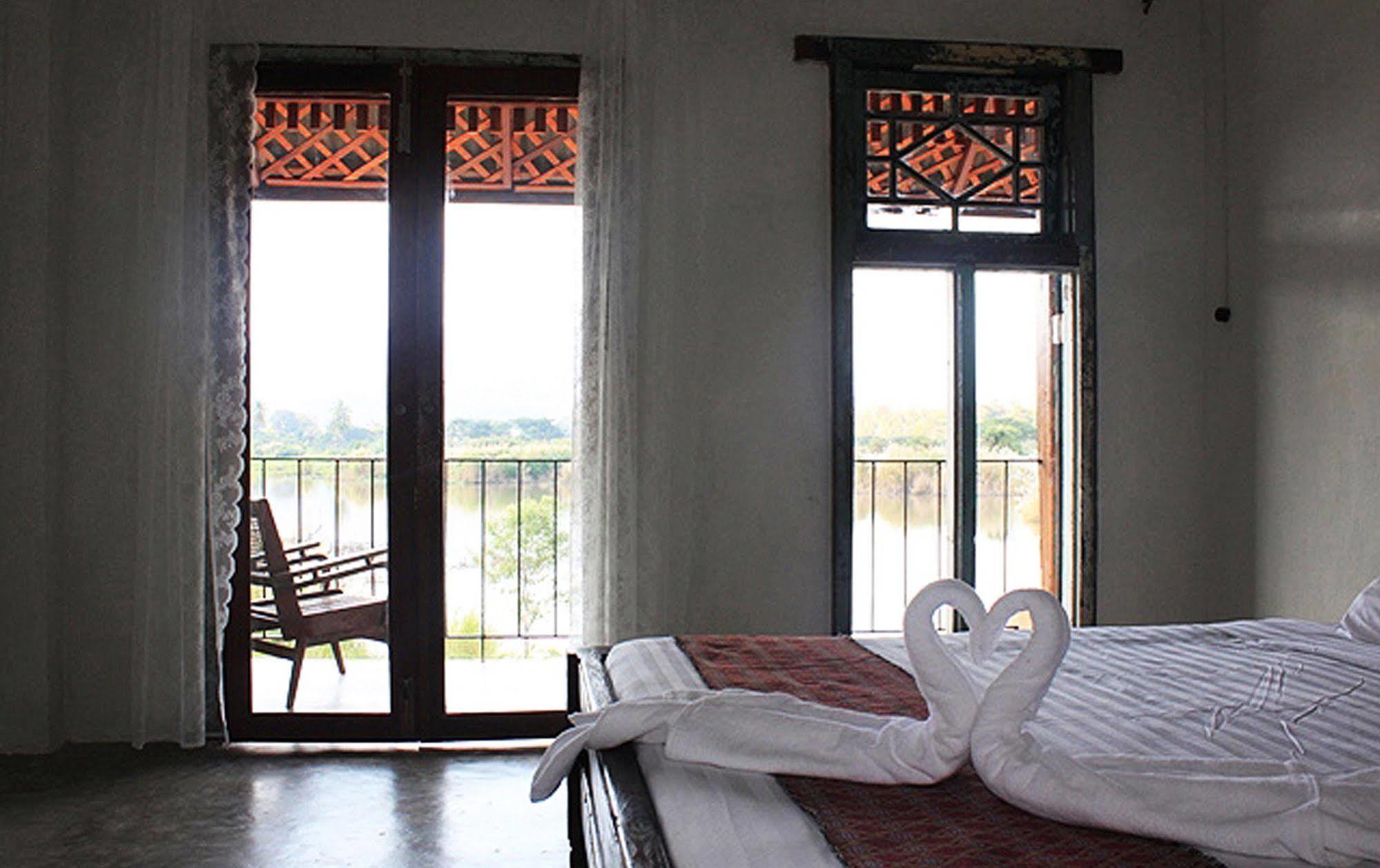 Hotel Phu-Anna Eco House Hot Exterior foto